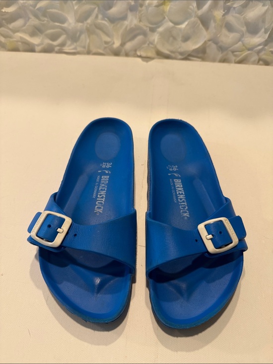 Birkenstock Shoes - Birkenstock Kids Blue EVA Single-Strap Slide Sandals with Buckle
